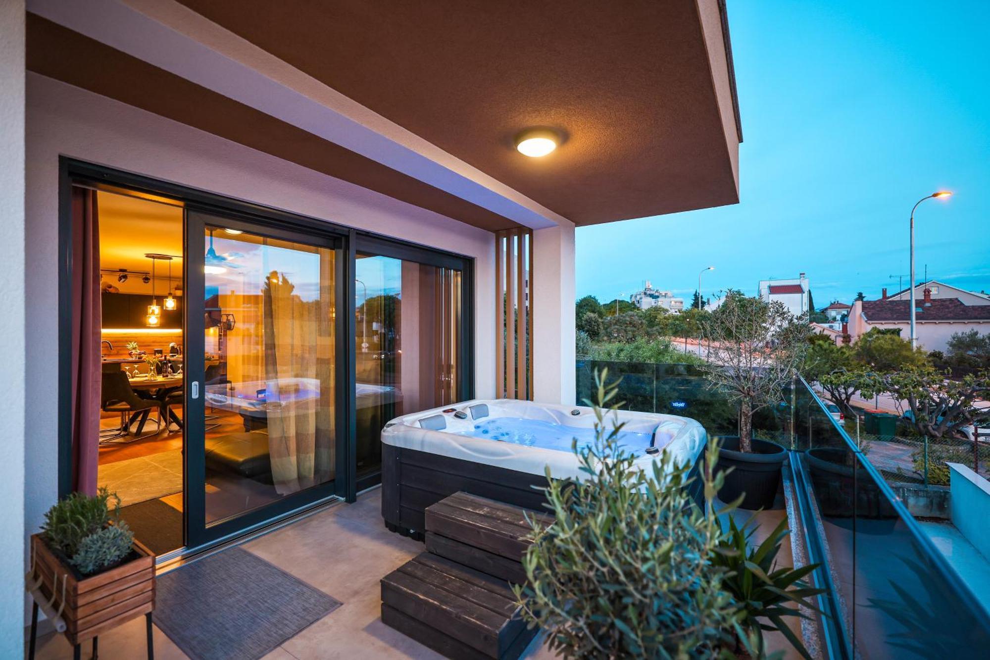 Luma Luxury Apartment With Jacuzzi زادار المظهر الخارجي الصورة
