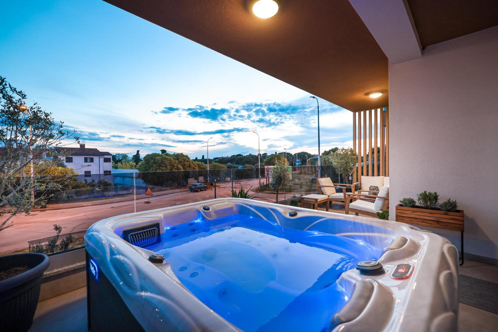 Luma Luxury Apartment With Jacuzzi زادار المظهر الخارجي الصورة