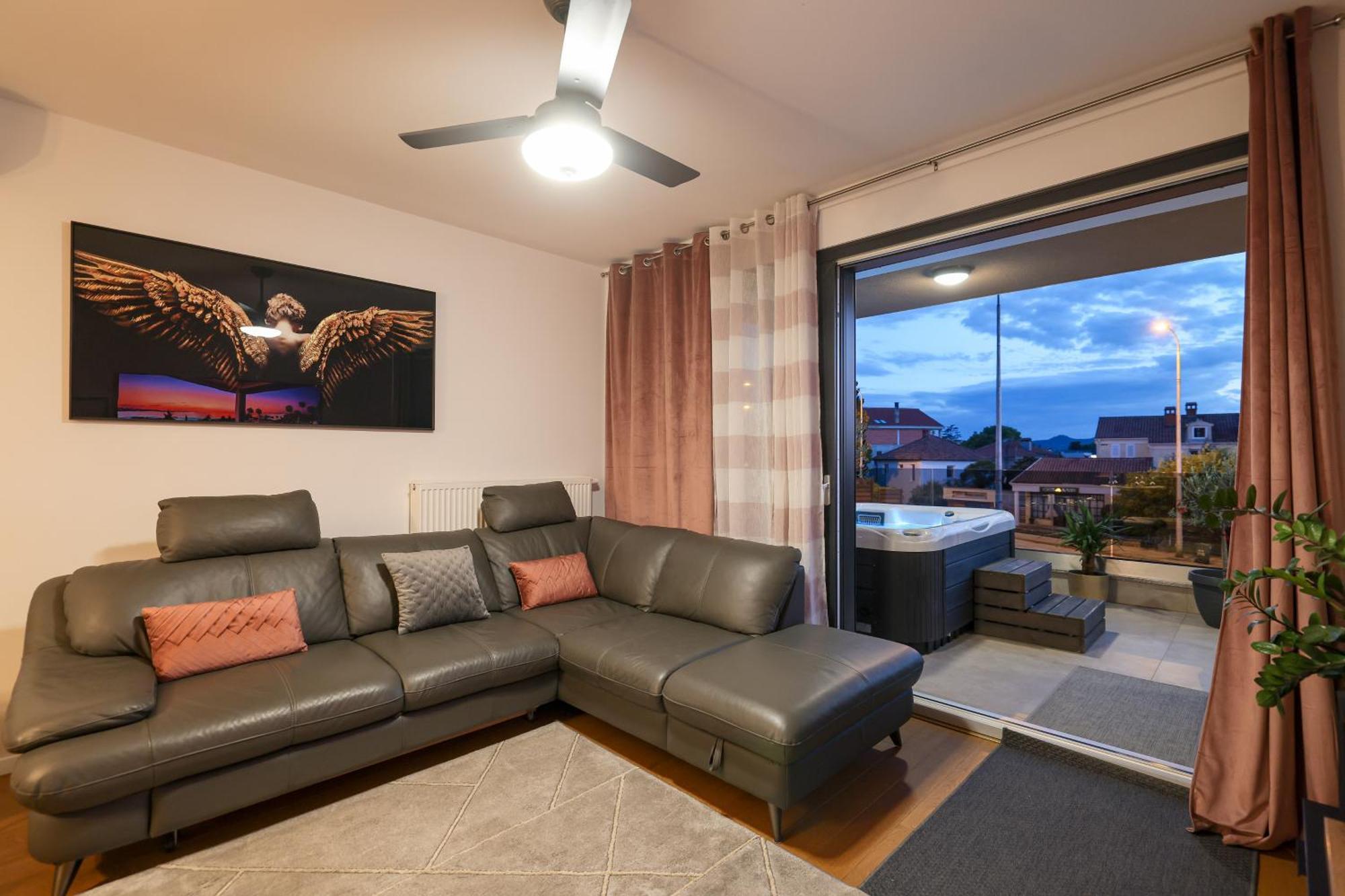 Luma Luxury Apartment With Jacuzzi زادار المظهر الخارجي الصورة