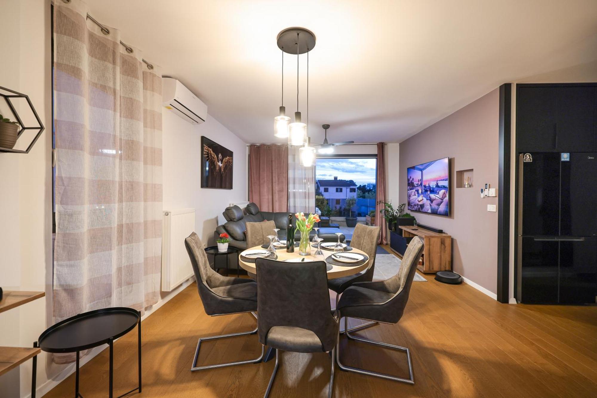 Luma Luxury Apartment With Jacuzzi زادار المظهر الخارجي الصورة